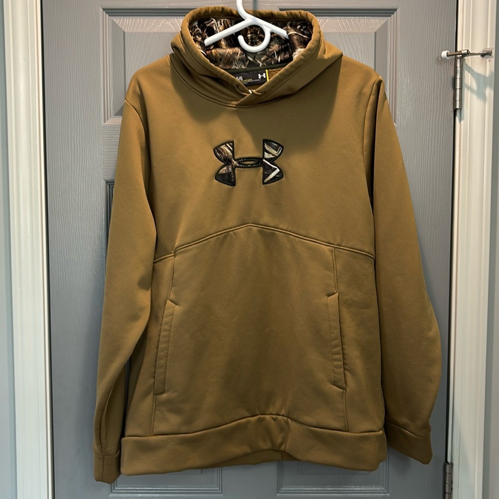 Under Armour Sweatshirt